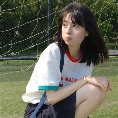 香闺春暖封面